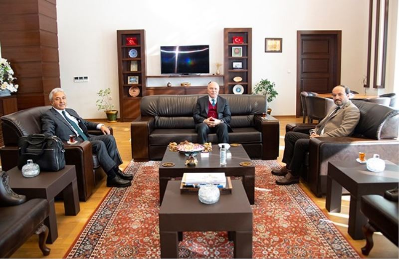 Başkan Sekmen, ETÜ Rektörü Prof. Dr. Bülent Çakmak’ın misafiri oldu

