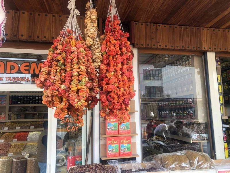 Bayat kurutmalıklar zehir saçıyor
