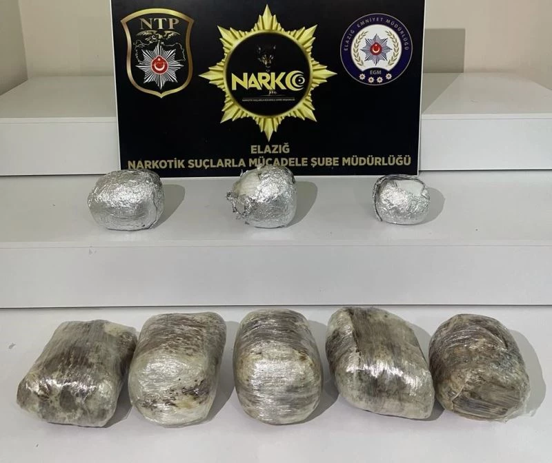 Valizinden 8 kilo uyuşturucu çıkan şüpheli gözaltına alındı
