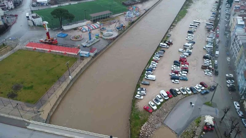 Çanakkale’de taşan Kocabaş Çayının son hali havadan görüntülendi
