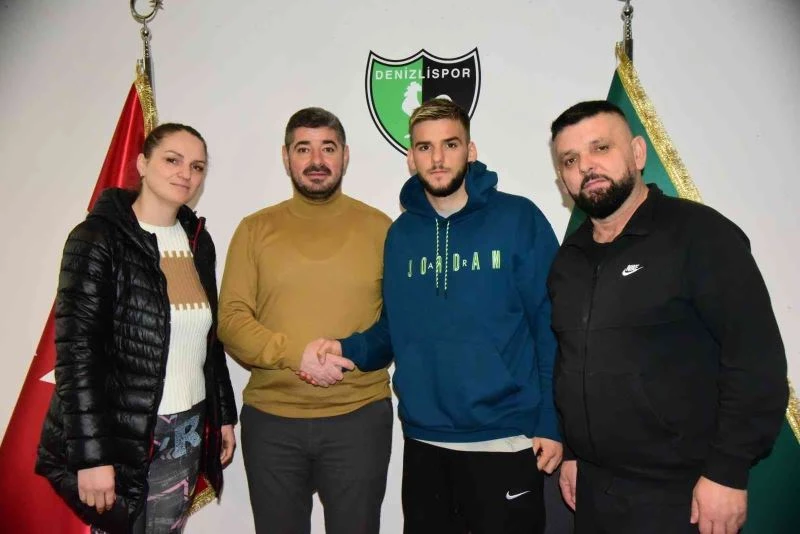 Denizlispor, Tusha ile yollarını ayırdı
