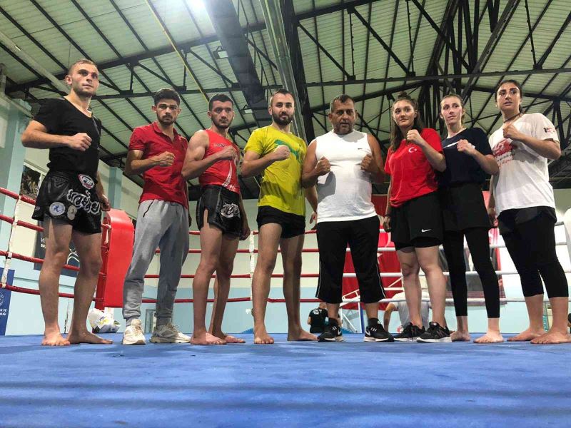 Kayserili Muay Thai sporcuları Avrupa Şampiyonası’na hazır
