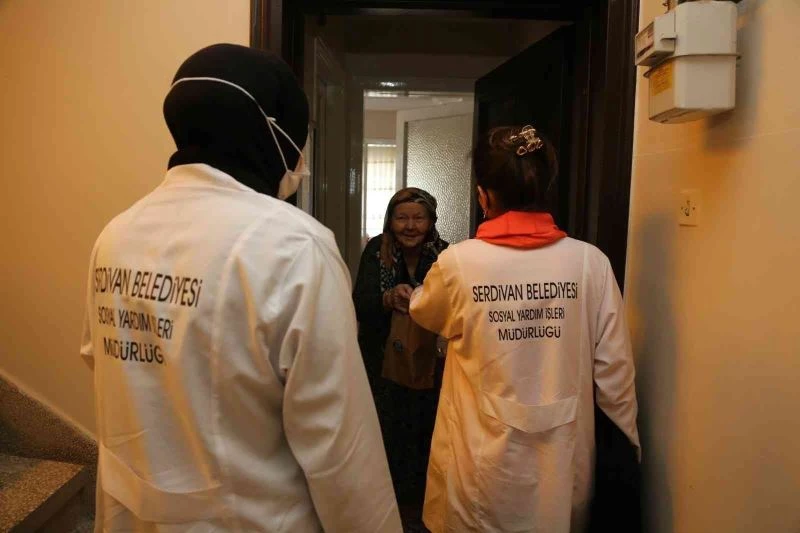 Asırlık çınarlar Kandilde unutulmadı
