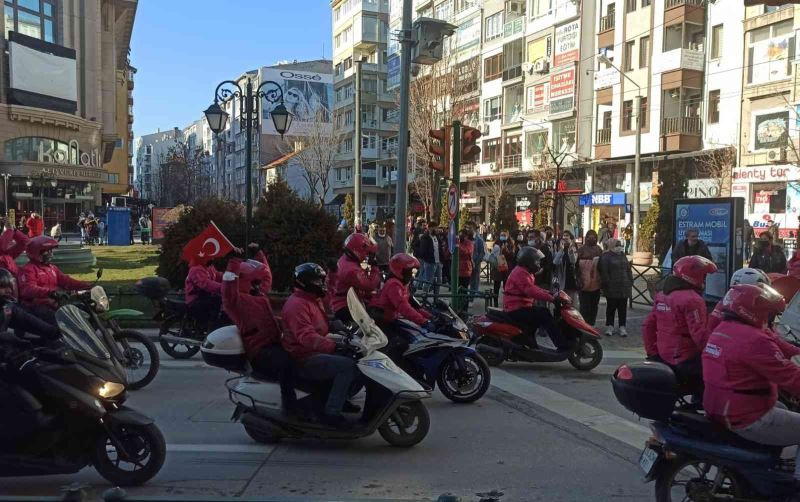 Eskişehir’de Yemeksepeti Banabi kuryelerinden eylem
