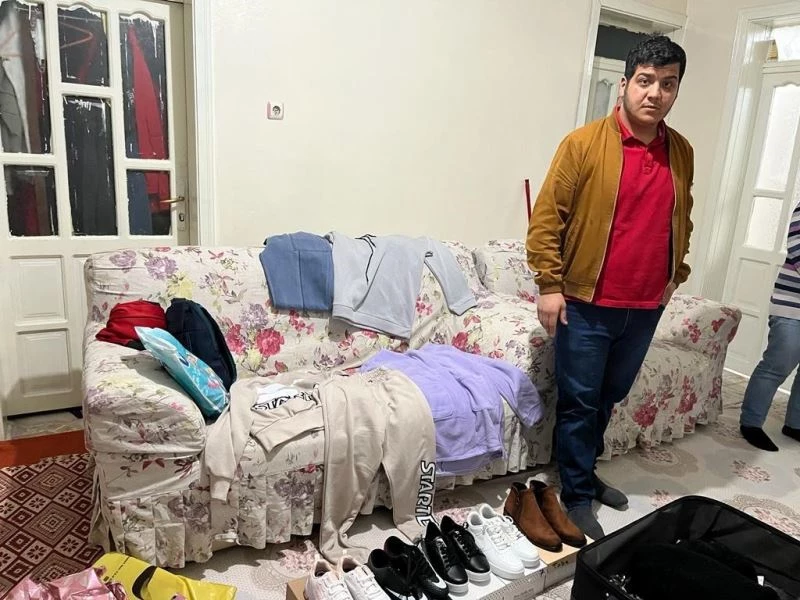 Valizleri çalınan üniversite öğrencisine hayırseverlerden yardım eli
