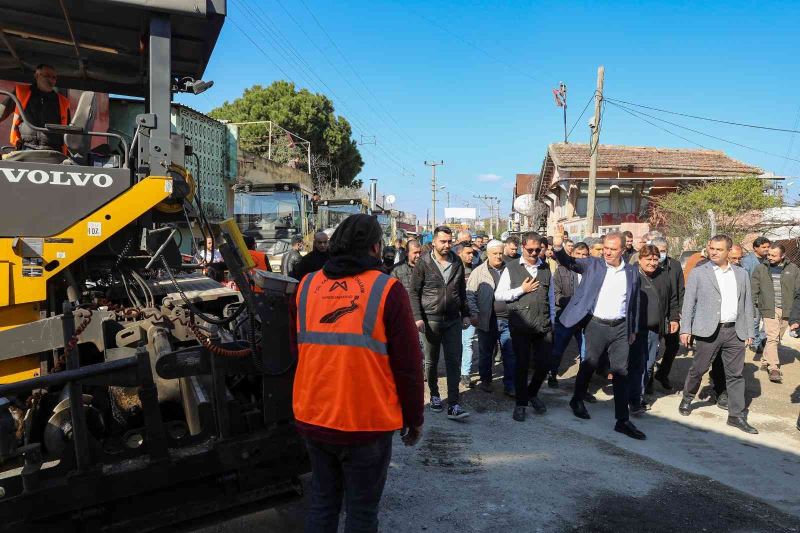 Seçer, Tarsus’taki yol çalışmalarını inceledi
