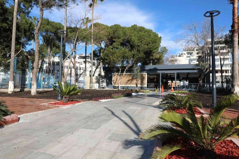 Barbaros Çay Bahçesi açılmak için gün sayıyor
