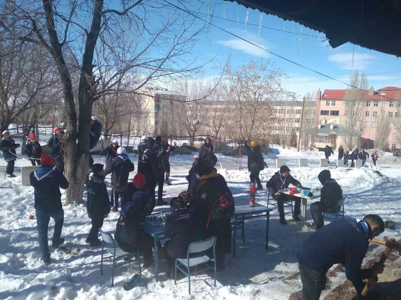 Erzurumlu izciler  hafta sonunu dolu dolu geçirdi