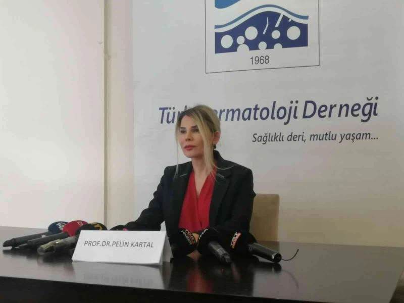 Türk Dermatoloji Derneği Üyesi Kartal: “Evde kozmetik uygulama yapmak ekmek yapmaya benzemez”
