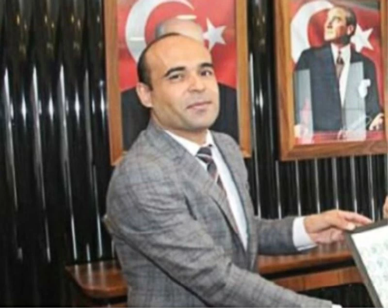 PTT Müdürü kendini asarak intihar etti
