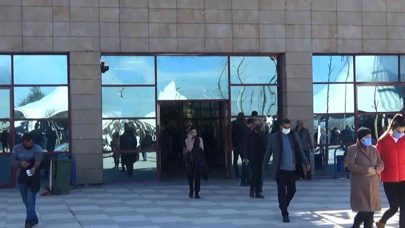 Bilinçsiz kullanılan ağrı kesiciler, akut böbrek yetmezliğini artırıyor
