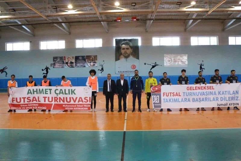 Hizan’da Ahmet Çalık anısına futsal turnuvası

