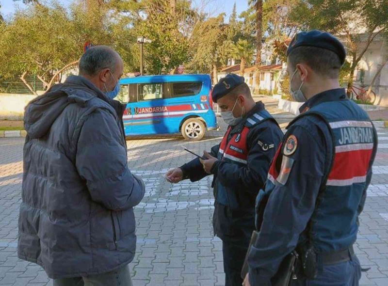 Jandarma’nın ‘Huzur ve Güven’ uygulamasında 20 şahıs yakalandı
