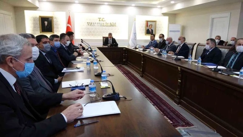 Van Valisi Bilmez: “2021 yılında bin 900 organizatör yakaladık”
