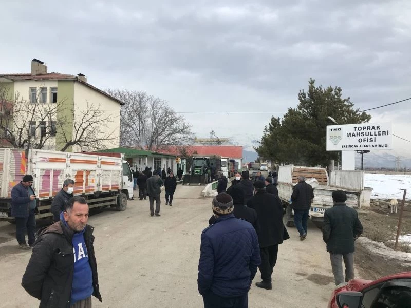 Besicilere büyük destek: Yüzde 45 indirimli arpa dağıtımı başladı
