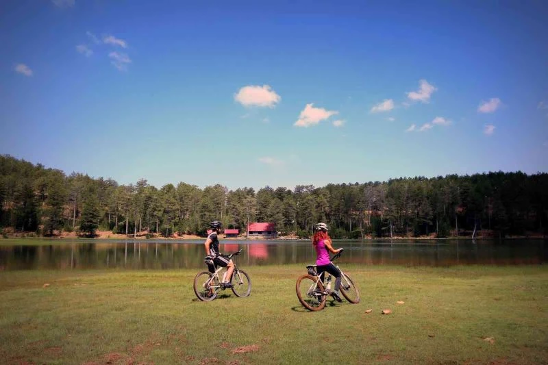 Muğla’nın saklı kalmış yeryüzü cenneti ‘Gökçeova Göleti’
