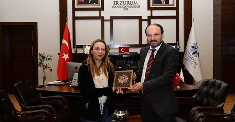 ETÜ Öğrencisi iklim şurasında elçi olarak görev aldı
