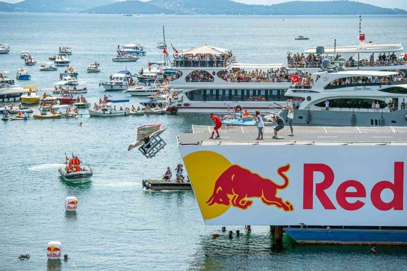 Red Bull Uçuş Günü’nde kayıtlar uzadı
