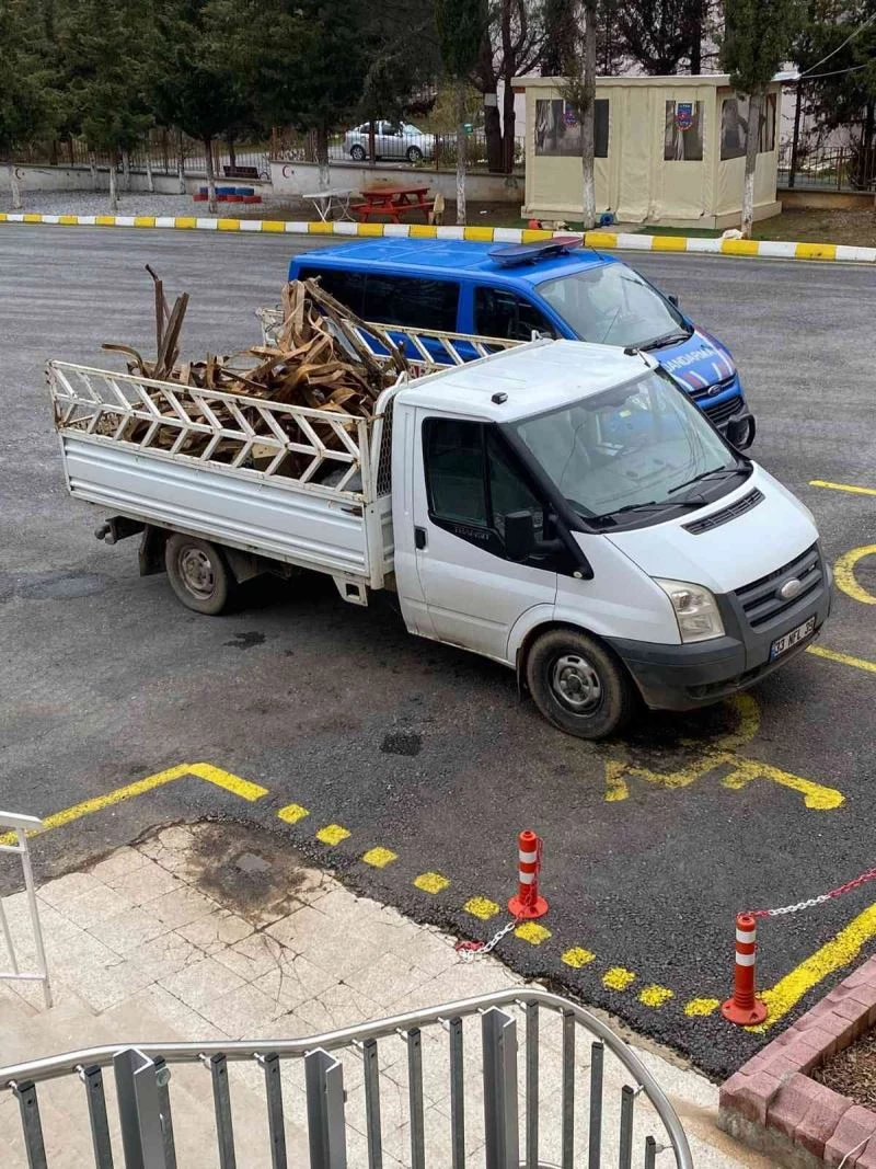 Yarım tonu geçkin demir çaldı, 2 bin 600 liraya hurdacıya sattı
