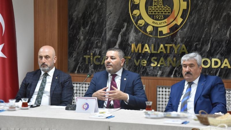 Malatya TSO’da hafriyatçı ve iş makinecilerin sorunları konuşuldu
