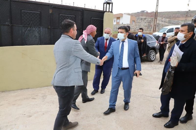 Kaymakam Mehmet Tunç, şehit ailelerinin sorunlarını dinlemeye devam ediyor
