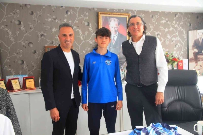 Kürşat Adana Demirspor’da
