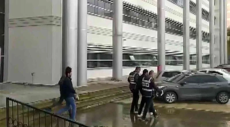 Hatay’da sahte geçici koruma kimlik belgesi düzenleyen 4 kişi yakalandı
