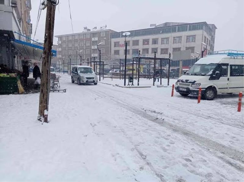 Iğdır Tuzluca ilçesindeki bazı köy okullarında eğitime ara verildi
