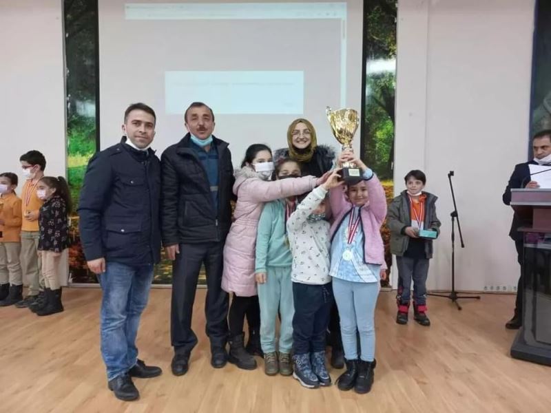 Dörtdivanlı öğrenciler Bolu’yu Diyarbakır’da temsil edecek
