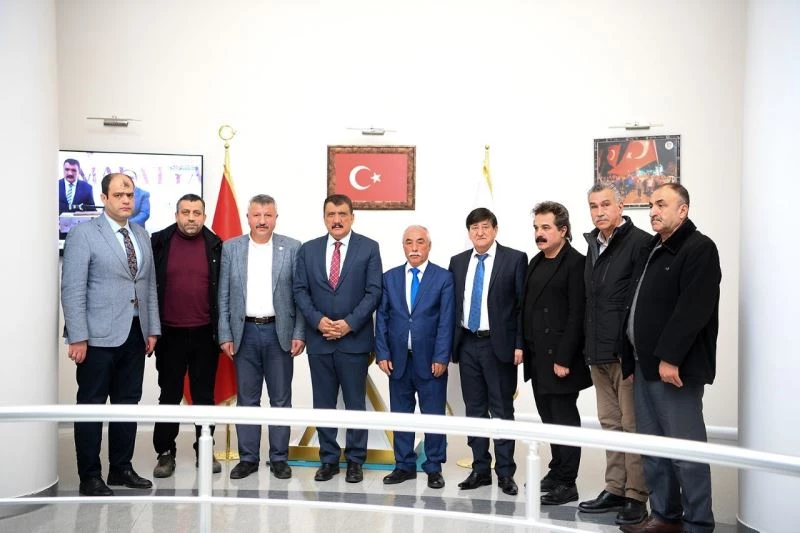 Başkan Gürkan, kahveciler odası yönetimini kabul etti
