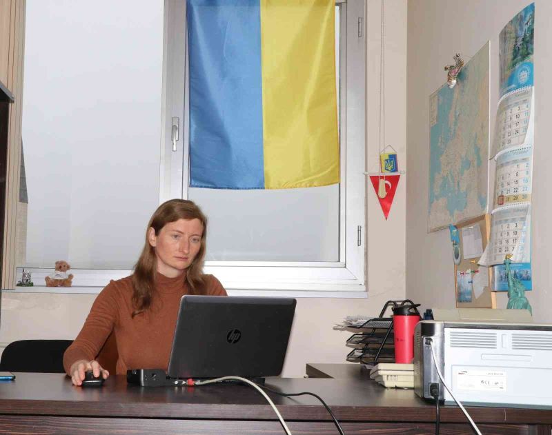 Karabük Üniversitesi Uluslararası İlişkiler Bölümü Dr. Öğretim Üyesi Ukraynalı Biletska: “Biz savaşı durdurmak istiyoruz