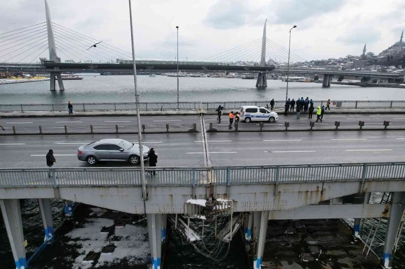 Unkapanı köprüsü yeniden trafiğe açıldı
