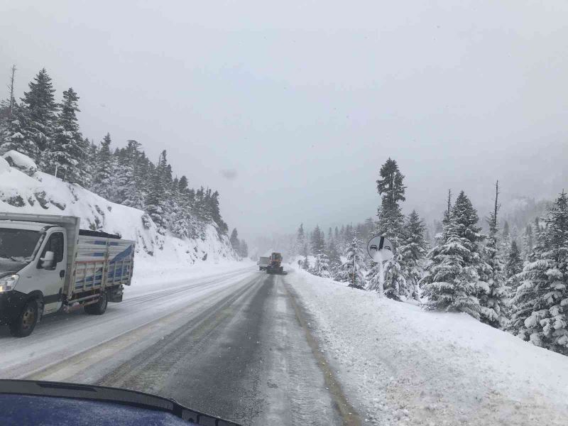 Antalya-Konya karayolu tüm araç trafiğine açıldı
