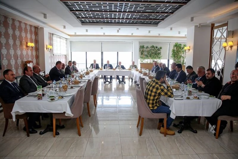 Ankara’ya tayin olunan Karakaşoğlu için veda yemeği düzenlendi
