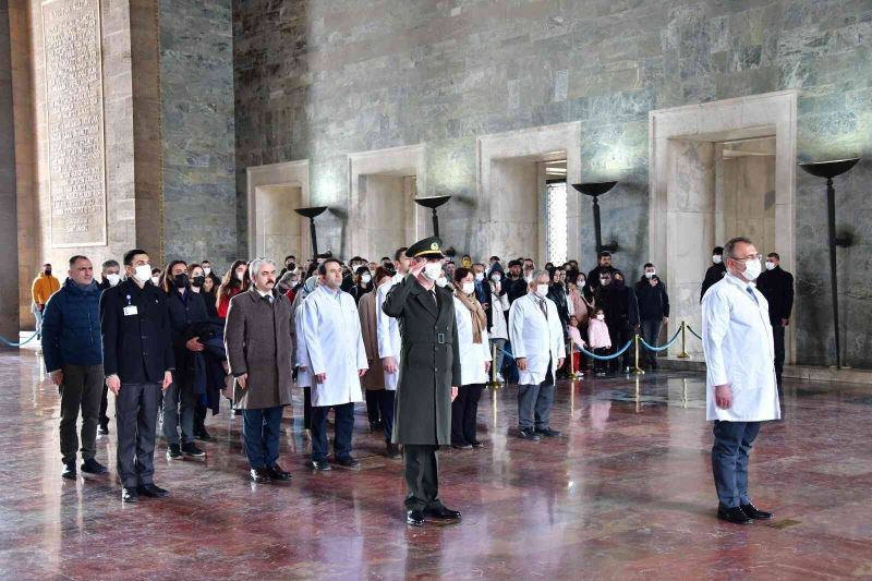 100. Yıl Sağlık Grubu’ndan Anıtkabir’e ziyaret
