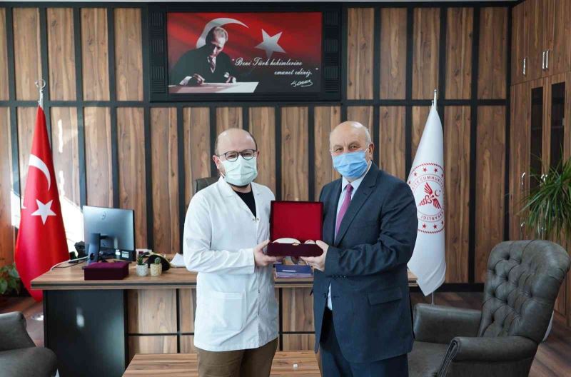 Başkan Vekili Tüfekçioğlu, sağlık çalışanlarının Tıp Bayramı’nı kutladı
