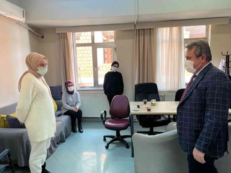 Başkan Koloğlu sağlık çalışanların tıp bayramını kutladı
