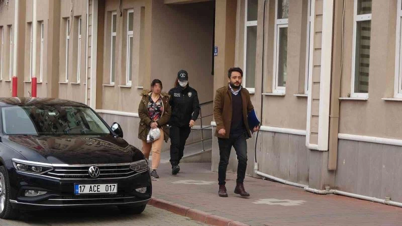 Erkekleri evlilik vaadiyle dolandıran çete çökertildi
