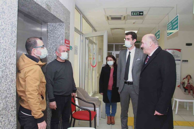 Başkan Ertürk, sağlık çalışanlarını unutmadı
