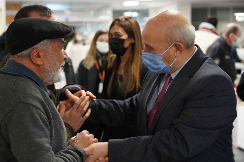 Başkan Vekili Tüfekçioğlu’ndan hastane ziyareti
