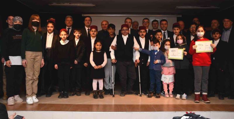 İstiklal Marşı’nın kabulünün 101. yılı Altınova’da kutlandı
