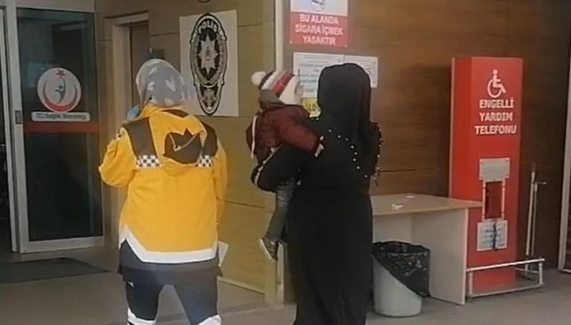 İki adet 50 kuruş yutan bebek hastanelik oldu
