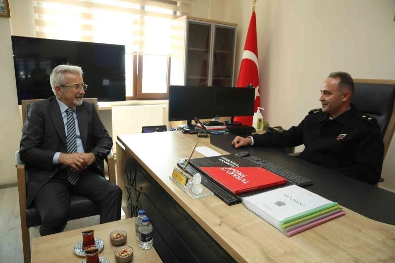 Başkan Erdem’den Üsteğmen Aktaş’a hayırlı olsun ziyareti
