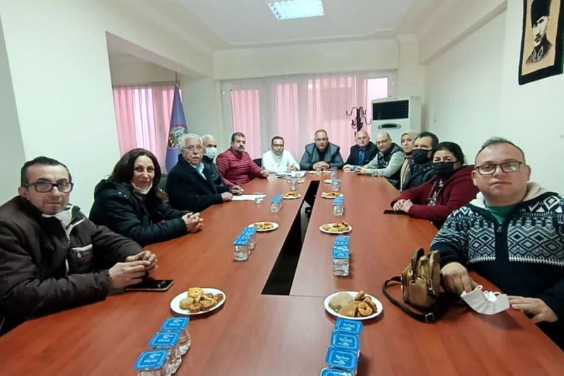 Başkan Özcan terzi esnafı ile bir araya geldi
