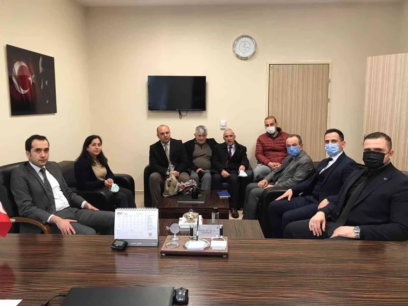 Kaymakam Uyar sağlık çalışanlarının Tıp Bayramı’nı kutladı
