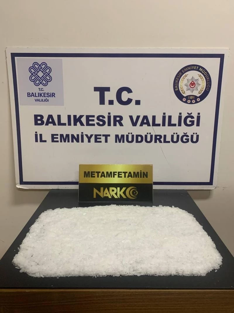 Balıkesir’de bin 237 gram uyuşturucu ele geçirildi
