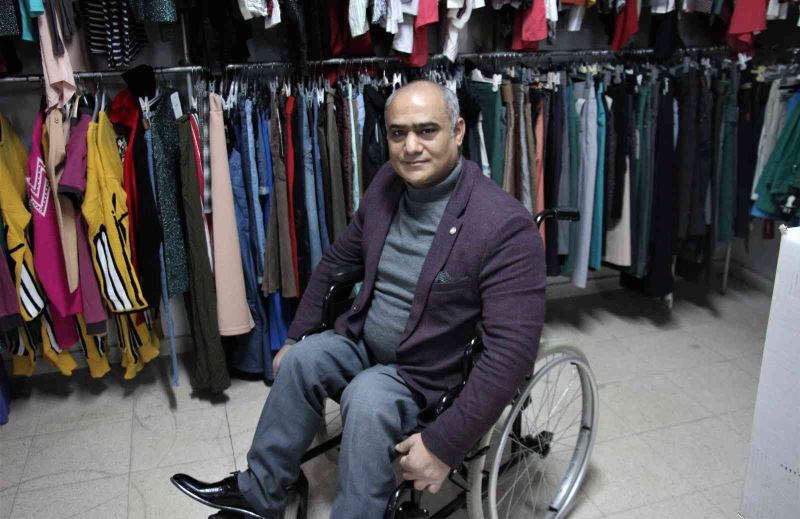 Türk Kızılayı engelli vatandaşları yalnız bırakmadı
