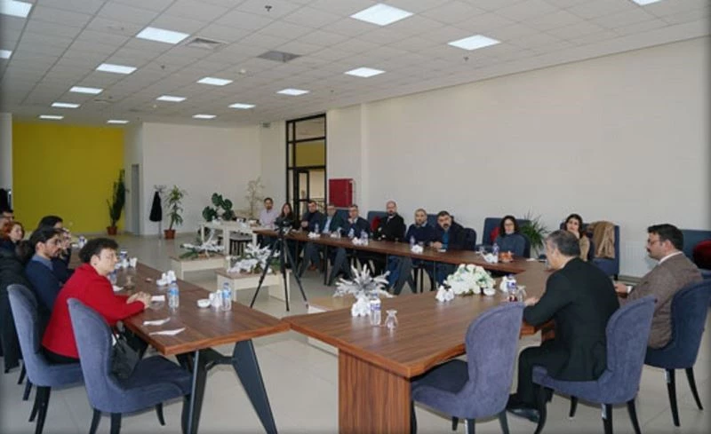 Rektör Çitçi’den TÜBİTAK projelerinde görev alan akademisyenlere teşekkür belgesi
