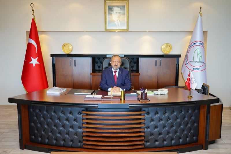 Rektör Çufalı, 18 Mart Çanakkale Zaferi 107. yılını kutladı
