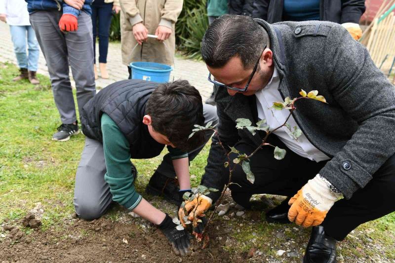 Mustafakemalpaşa’daki şehitlikler gül bahçelerine dönüşecek
